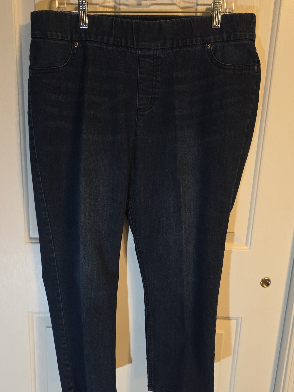 Chico's Dark Blue Pull-On Stretch Jeggings